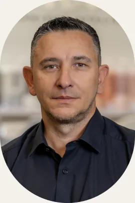Leoš K., Manažer